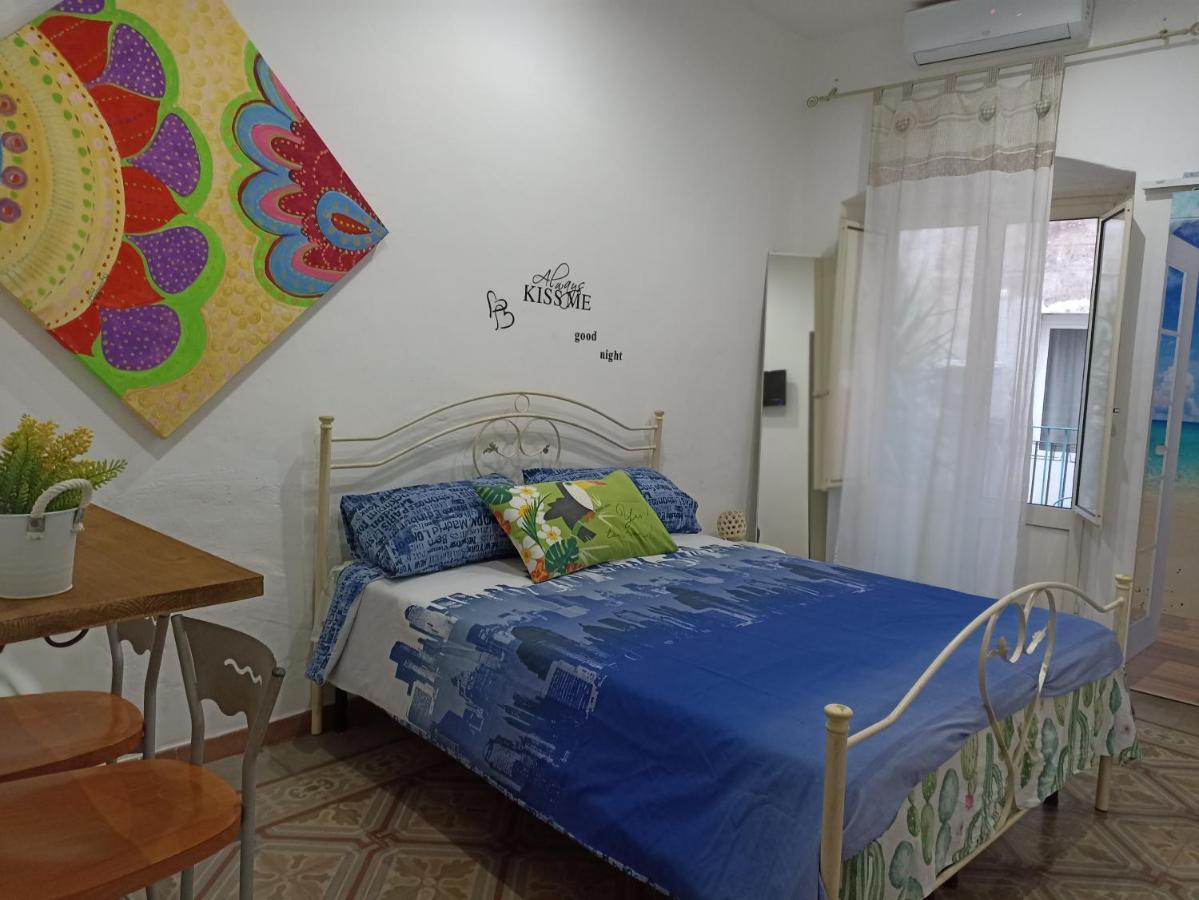 Al Molo Sant'Eligio Hotell Taranto Eksteriør bilde