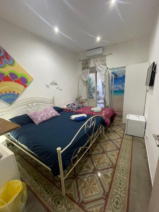 Al Molo Sant'Eligio Hotell Taranto Eksteriør bilde