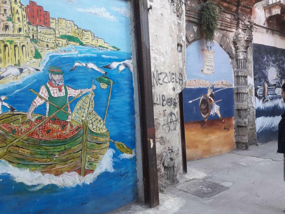 Al Molo Sant'Eligio Hotell Taranto Eksteriør bilde