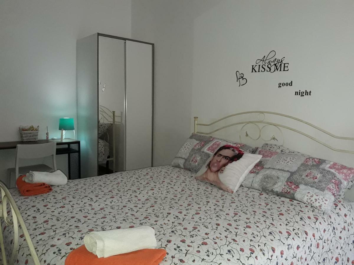 Al Molo Sant'Eligio Hotell Taranto Eksteriør bilde
